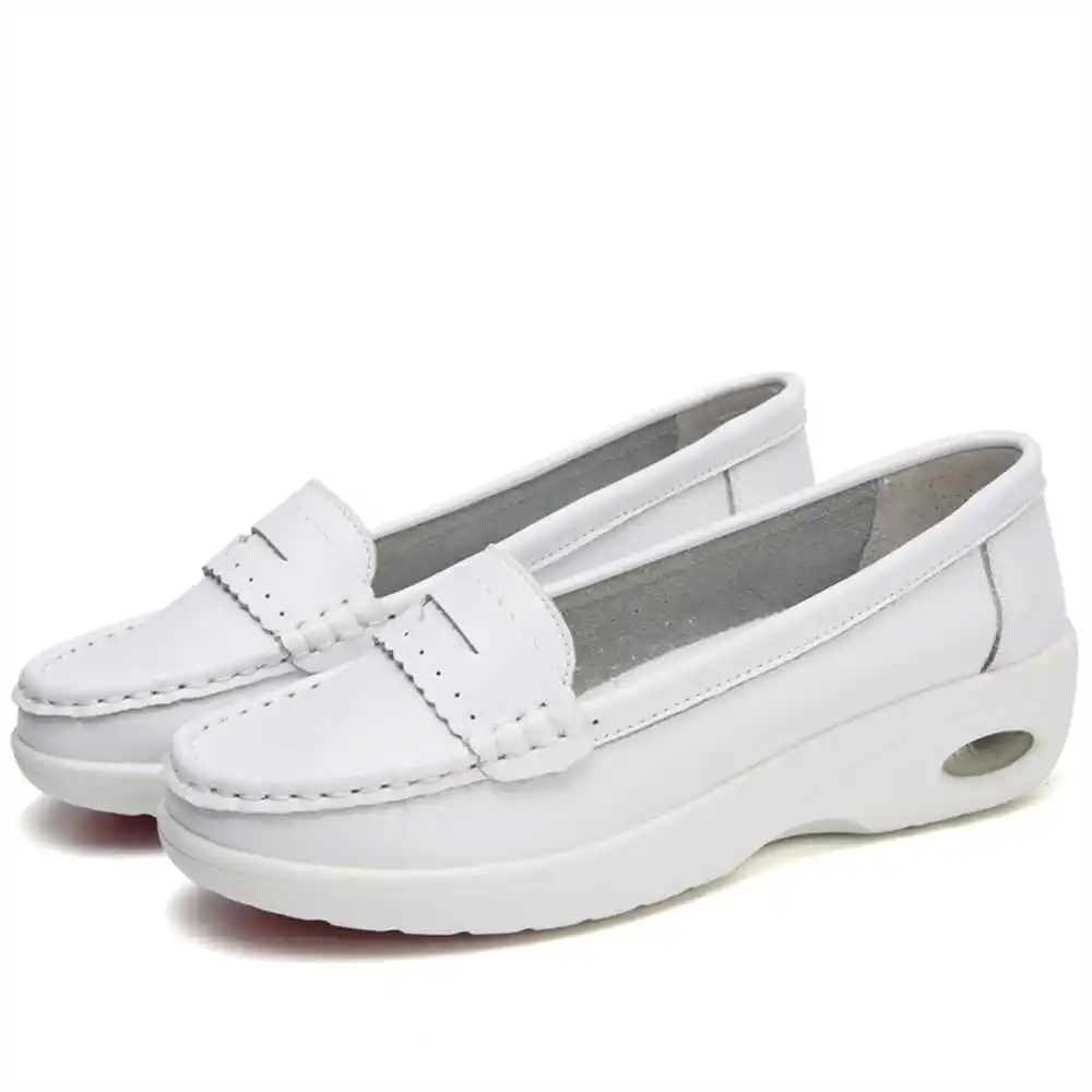 Thick Sole Slipon White Traine - Formal Women Daily Wear Footwear avis et prix