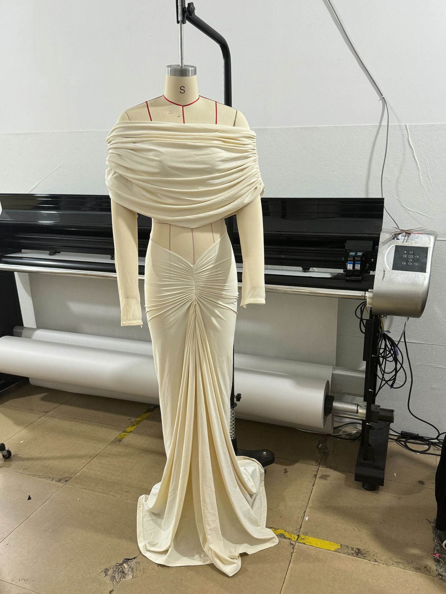 Beige Women Prom Dress Sexy Of - Women'S Formal Wear For Wedding Guest avis et prix