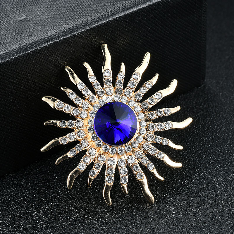 New Flower Brooch Trend Style  - Women Formal Wear Trends avis et prix