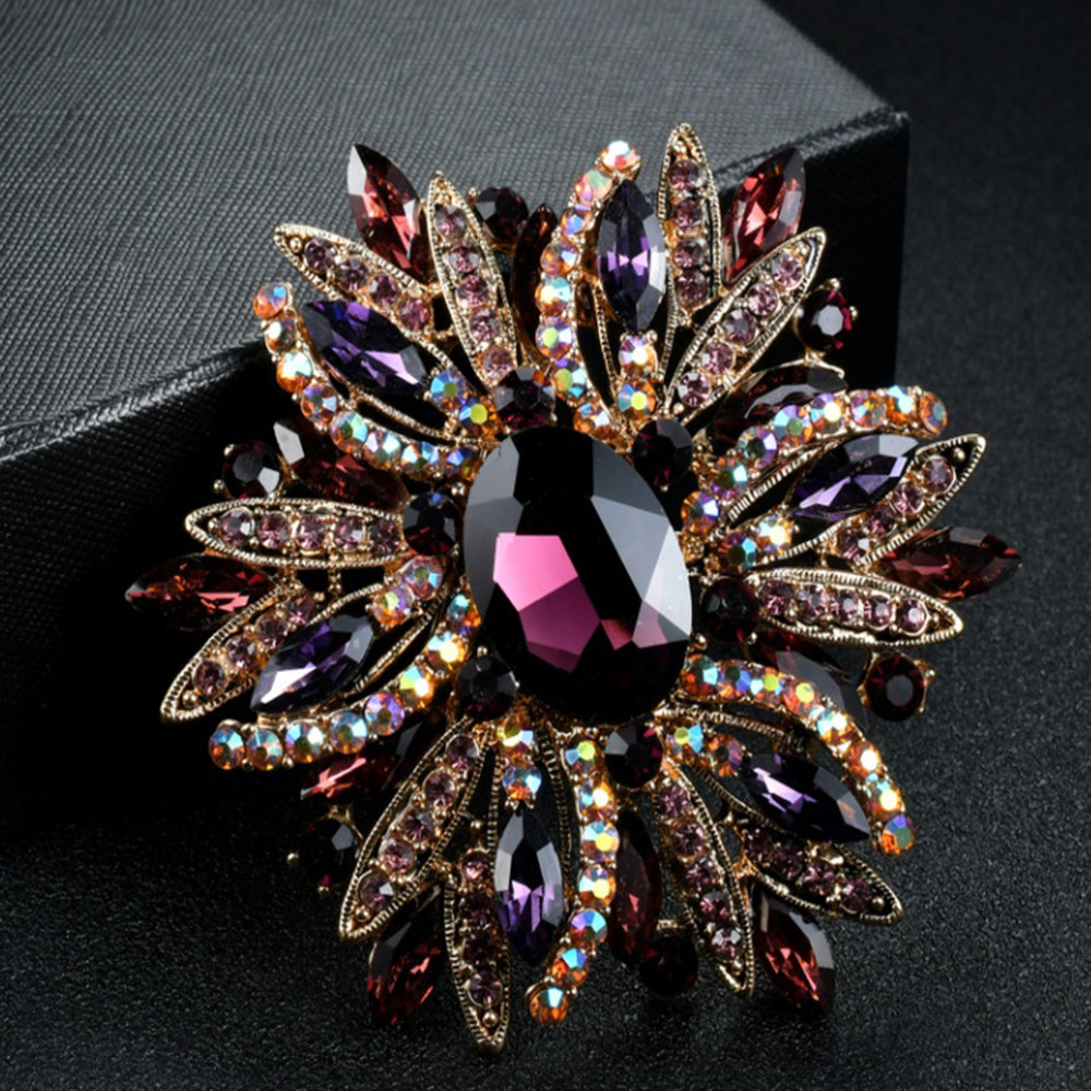 New Flower Brooch Trend Style  - Women Formal Wear Trends avis et prix