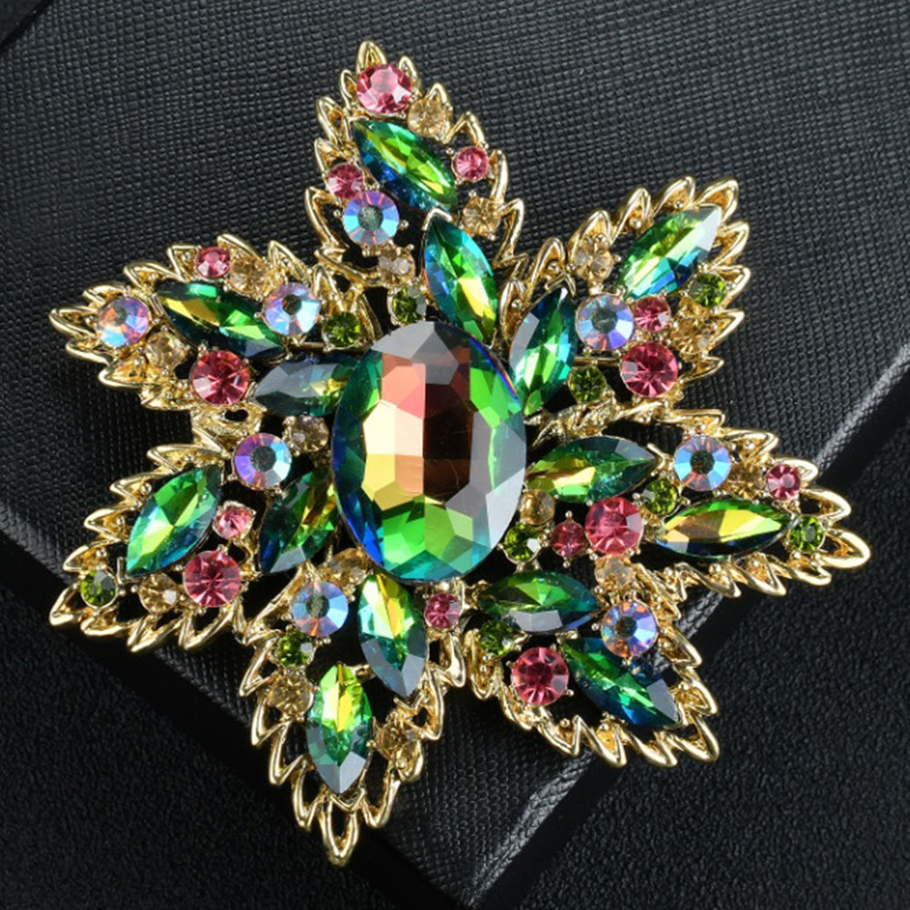 New Flower Brooch Trend Style  - Women Formal Wear Trends avis et prix